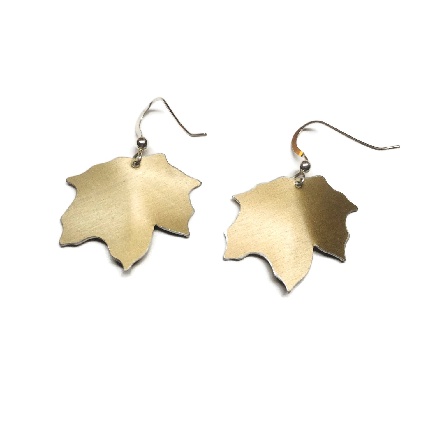 Maple leaf earrings Ditton